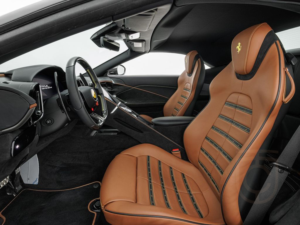 Ferrari Roma Spider