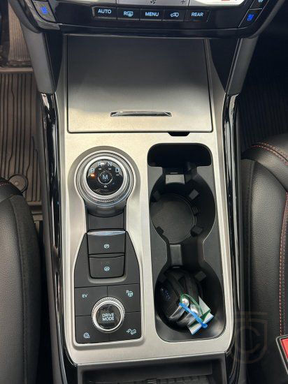 Ford Explorer ST-Line, 3.0 EcoBoost Plug-in-Hybrid, P