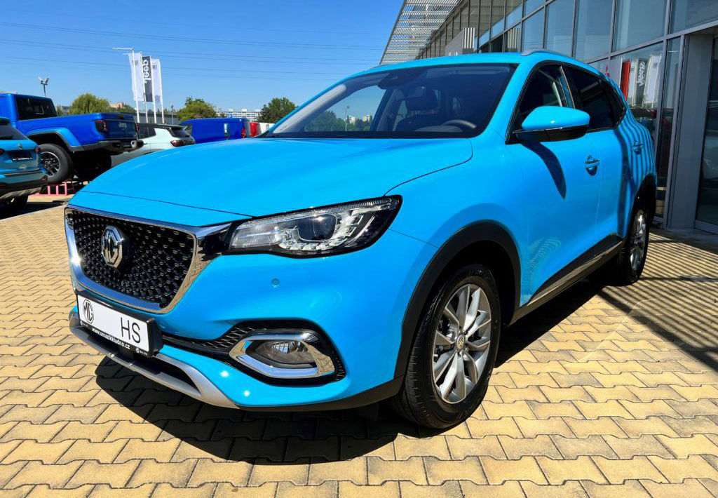 MG HS