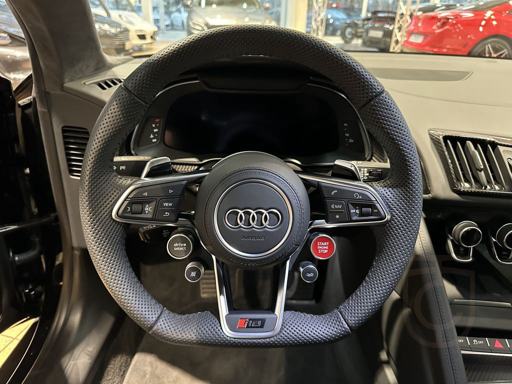Audi R8 5.2 FSI RWD PERFORMANCE*B&O*KAMERA*LED*KEY/GO