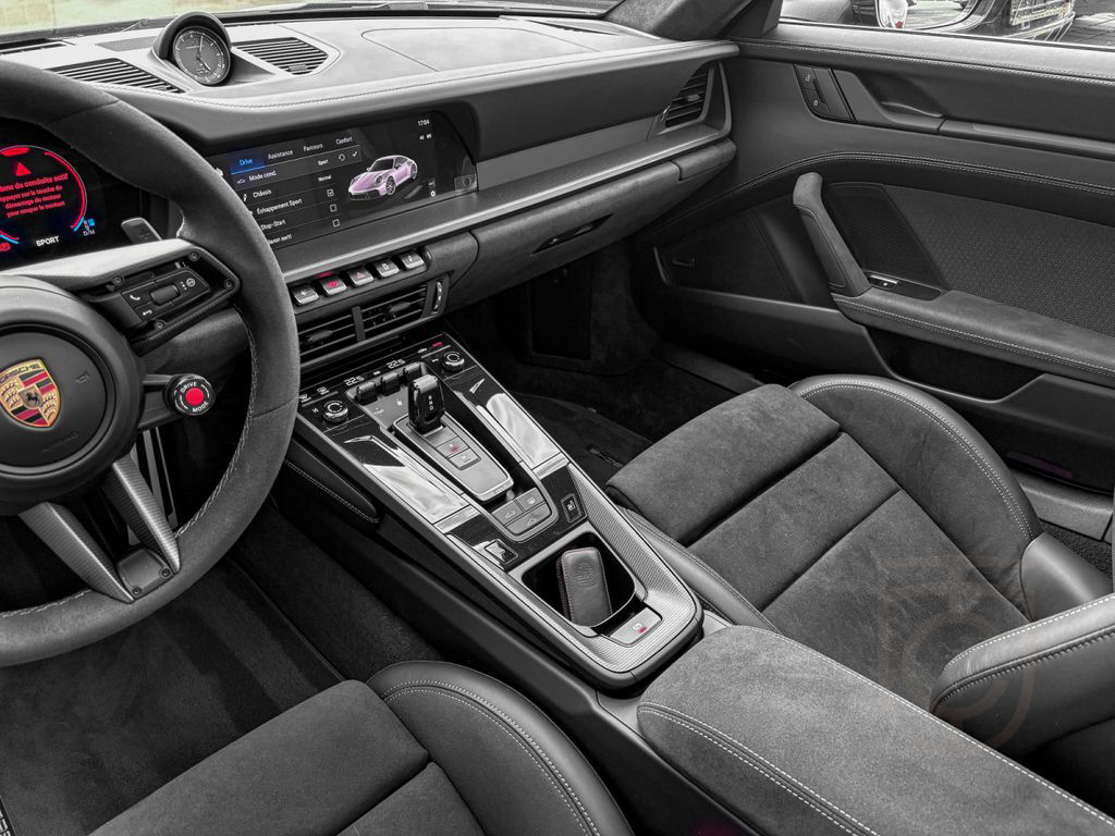 Porsche 992 911/992.2 CARRERA 4 GTS / FACELIFT MY2025 /