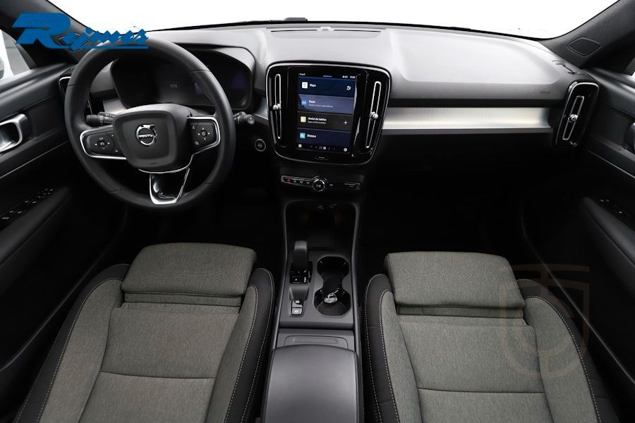 Volvo XC40 B4 FWD Bensin Core