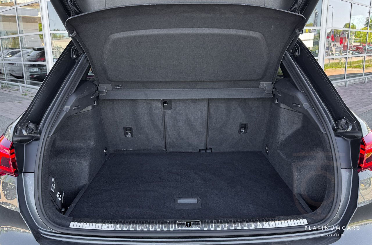 Audi RSQ3 SUV