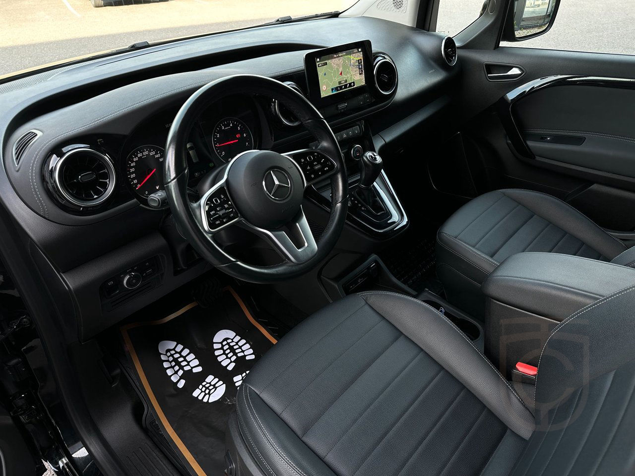 Mercedes-Benz T 180 DCT