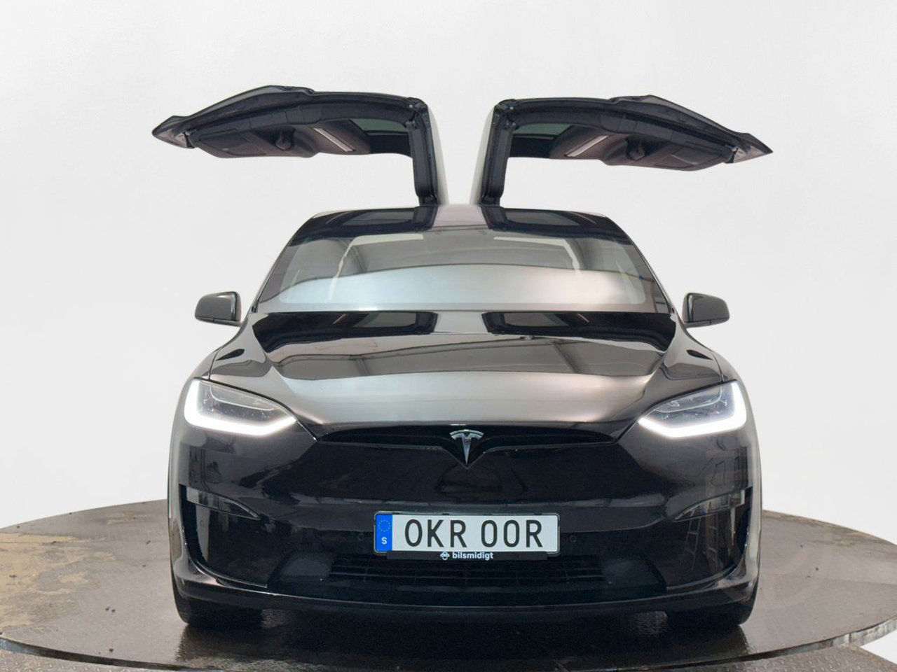 Tesla Model X Plaid