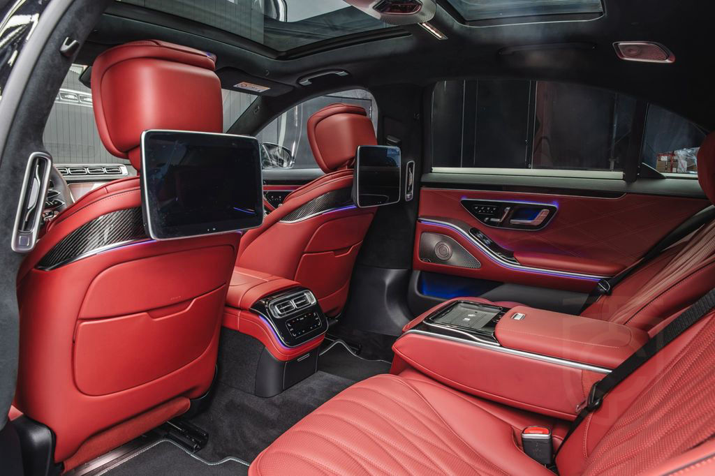 Mercedes-Benz BRABUS B930 Ceramic Brakes+Burmester 4D+Carbon