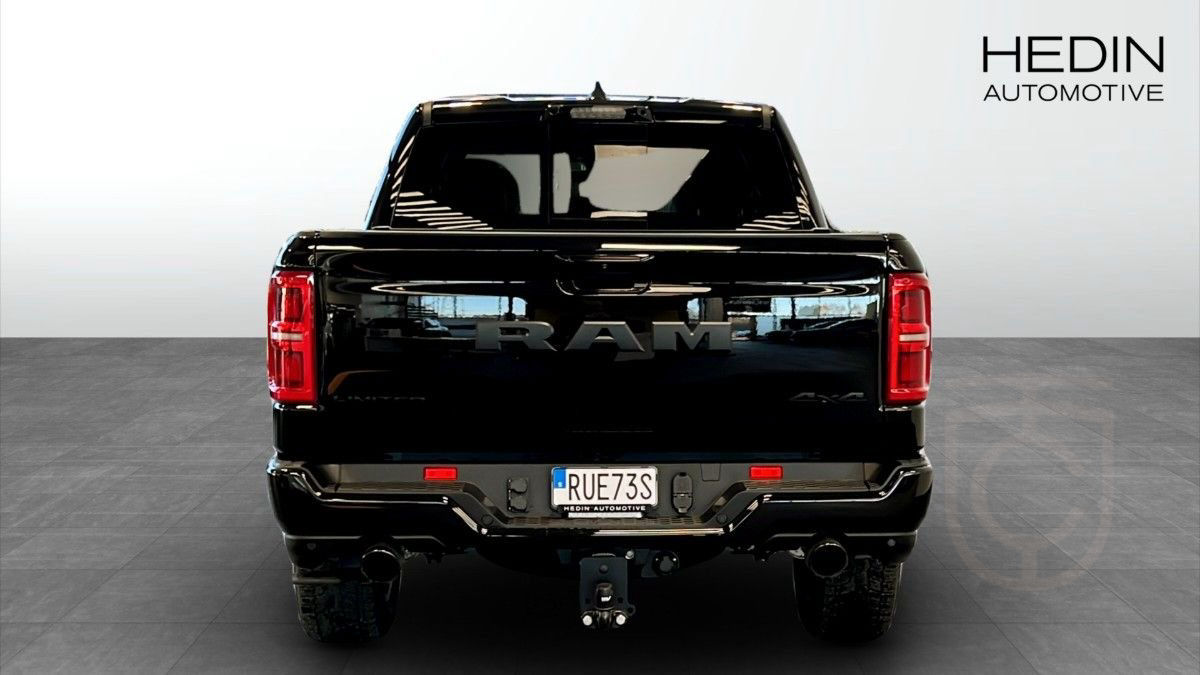 RAM 1500 Limited 4X4 NIGHT RB
