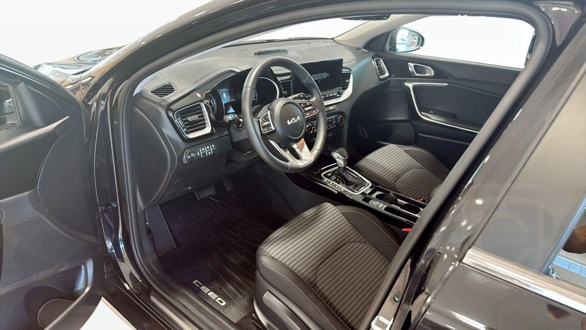Kia Ceed SW PHEV ACTION