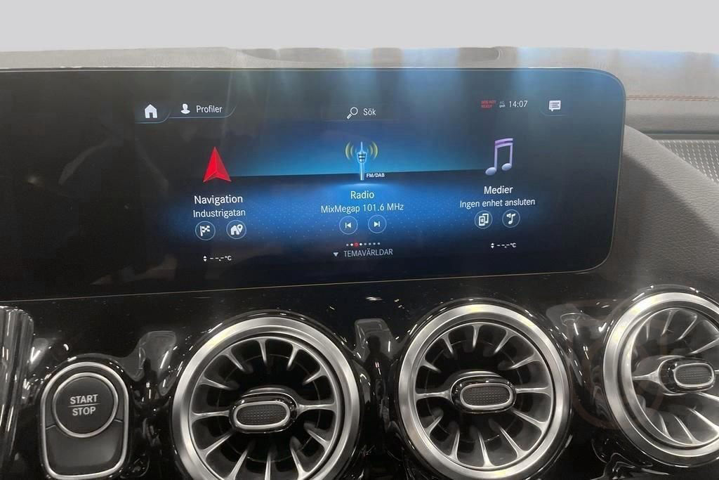 Mercedes-Benz EQA 300 4MATIC,AMG,Burmester,Hud,MOMS
