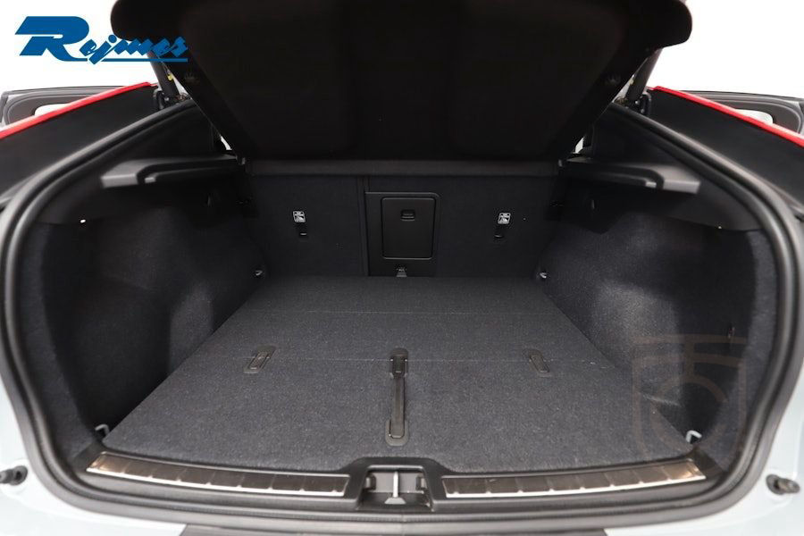 Volvo C40 Recharge Extended Range Core
