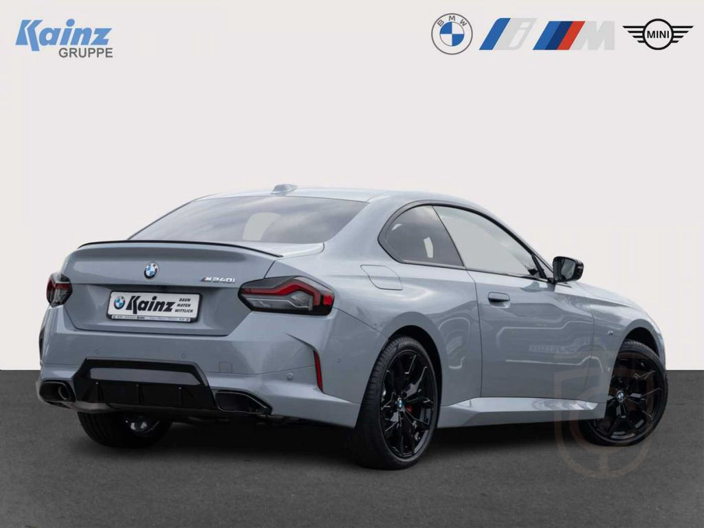BMW M240i xDrive
