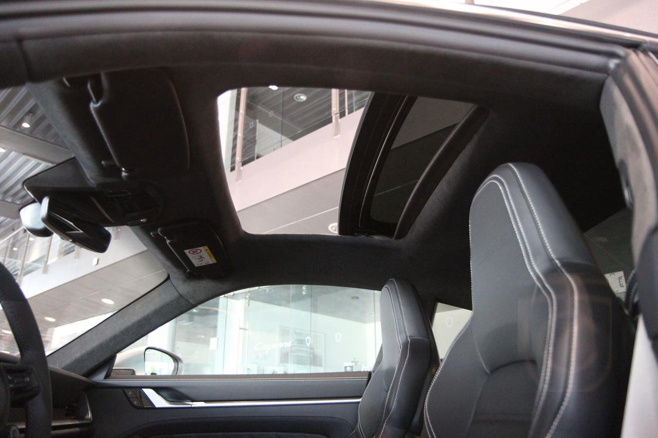 Porsche 911 992 Turbo S 650hk
