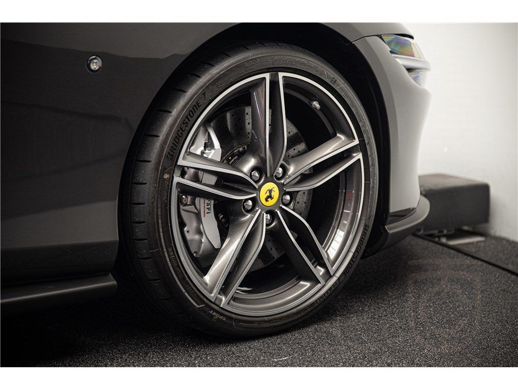 Ferrari ROMA SPIDER V8 4.0 620CH