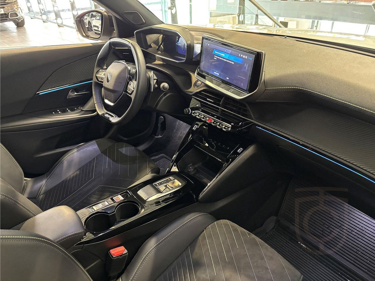 Peugeot 2008 GT 1.2 PT