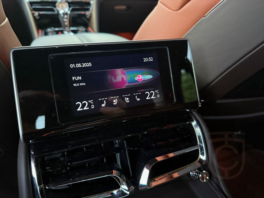 Bentley Flying Spur W12 Mullinier