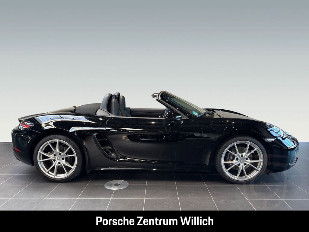 Porsche Boxster 718 BOSE Abstandstempomat Sitzheizung