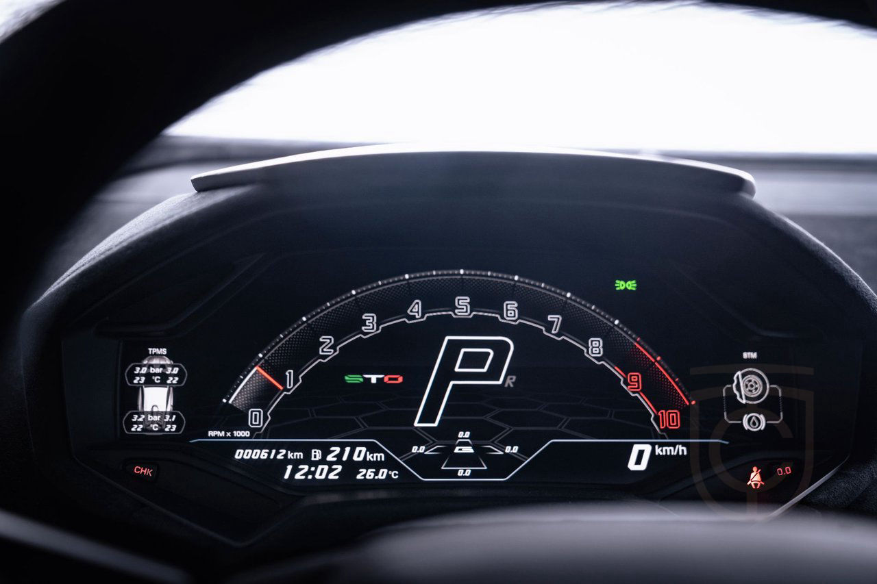 Lamborghini Huracán STO 5.2 V10