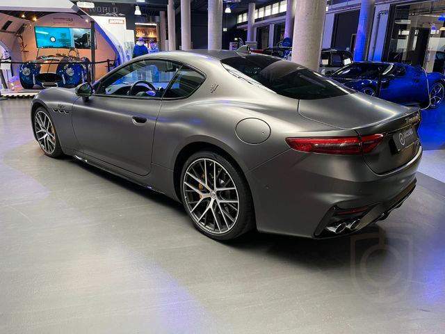 Maserati Granturismo Trofeo | Mattlackierung ab Werk |