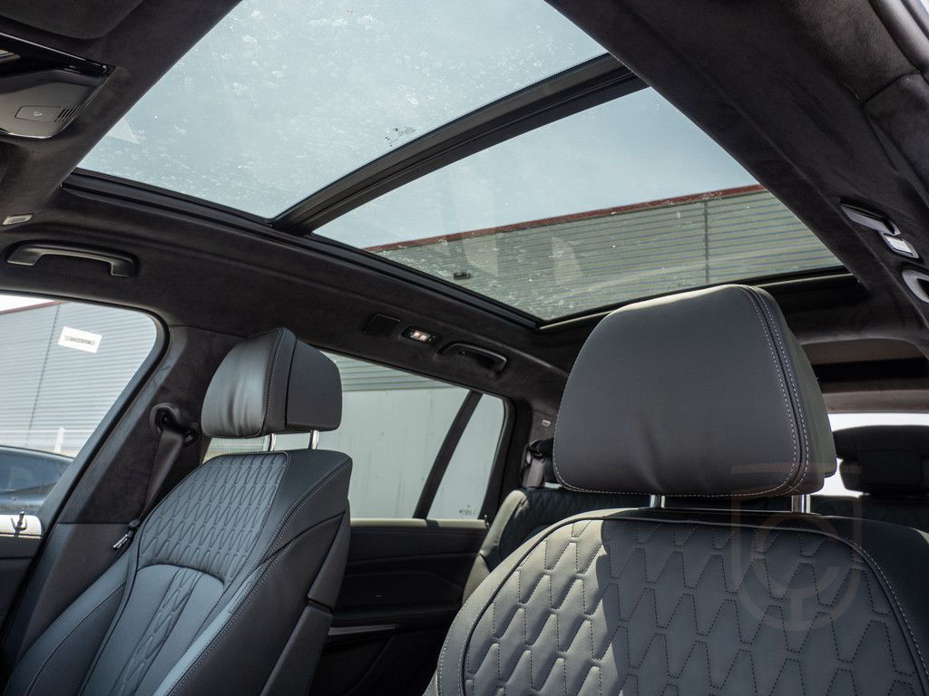 BMW X7 xDrive 40i M-Sport STANDHZG+AHK+AUTOBAHNASSIS