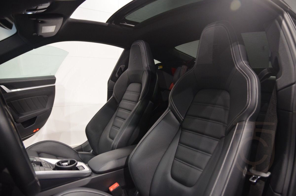 Porsche 911 Carrera 4S