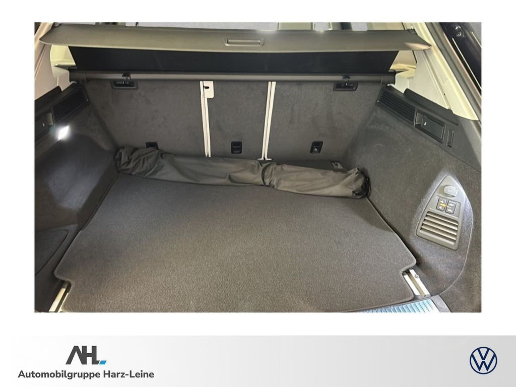 Volkswagen Touareg Elegance 3.0 V6 TDI 4M *AHK*PANO*NAVI*Hu