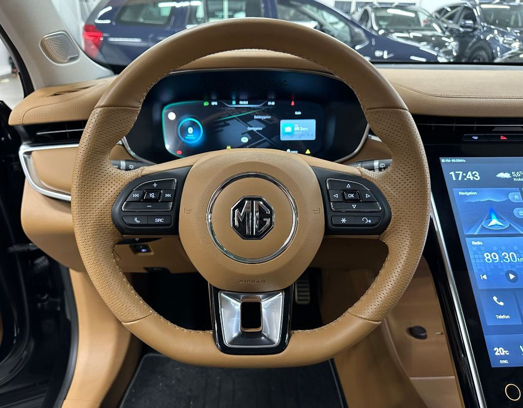 MG Marvel R PERFORMANCE ALCANTARA PL