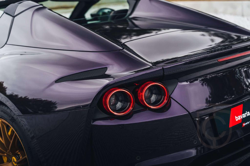 Ferrari 812 GTS Atelier/ Viola Hong Kong / Carbon / VAT