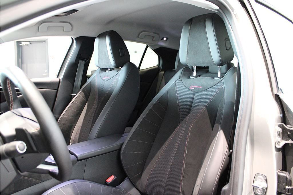 DS 4 Performance Line E-Tense