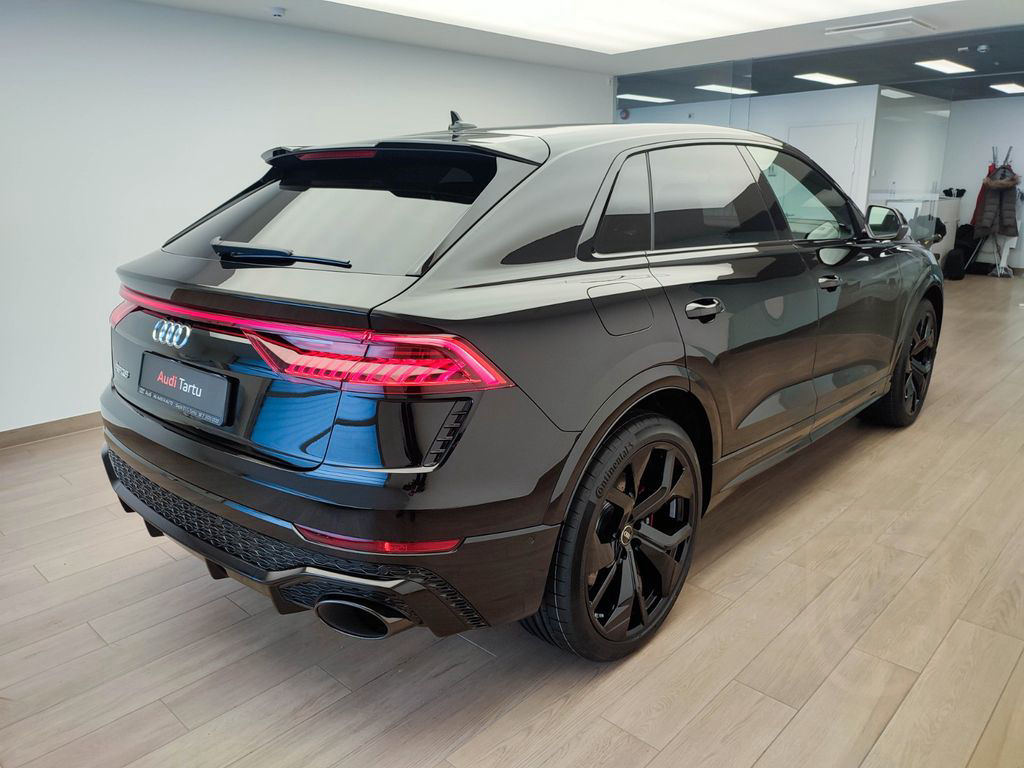 Audi RSQ8 4.0 V8 441kW B&O|HUD|360°|TOW|AUXH.|KEYLESS