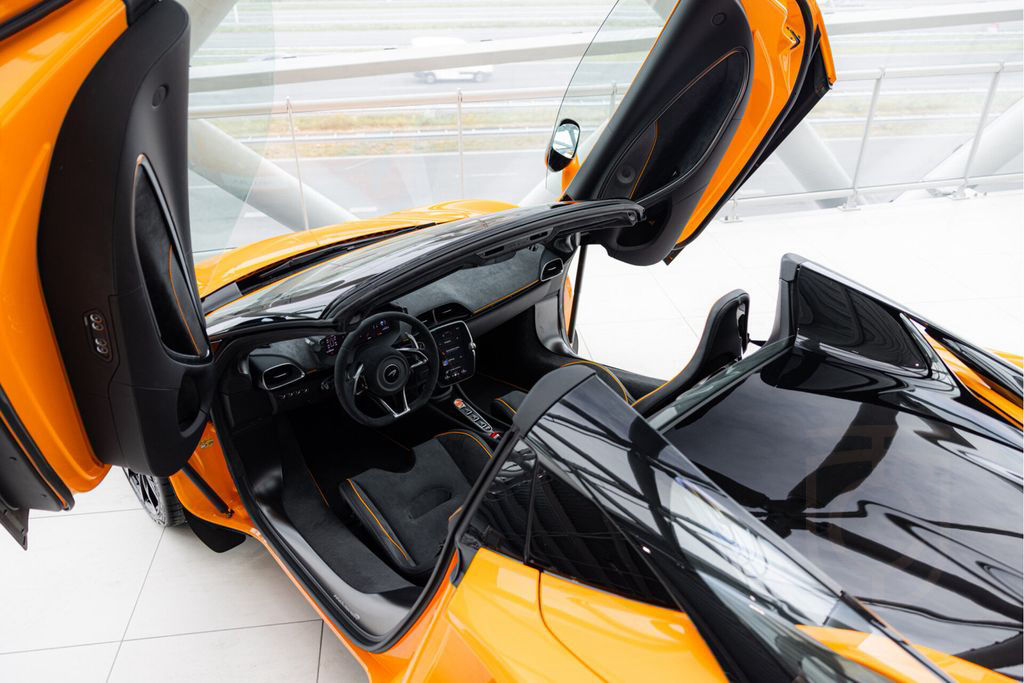 McLaren Artura Spider 3.0 V6 Plug-In | Performance | Car