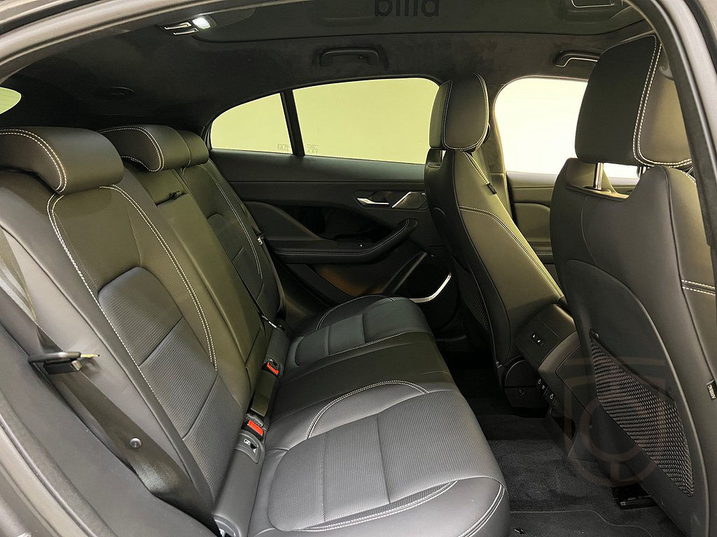 Jaguar I-Pace EV400