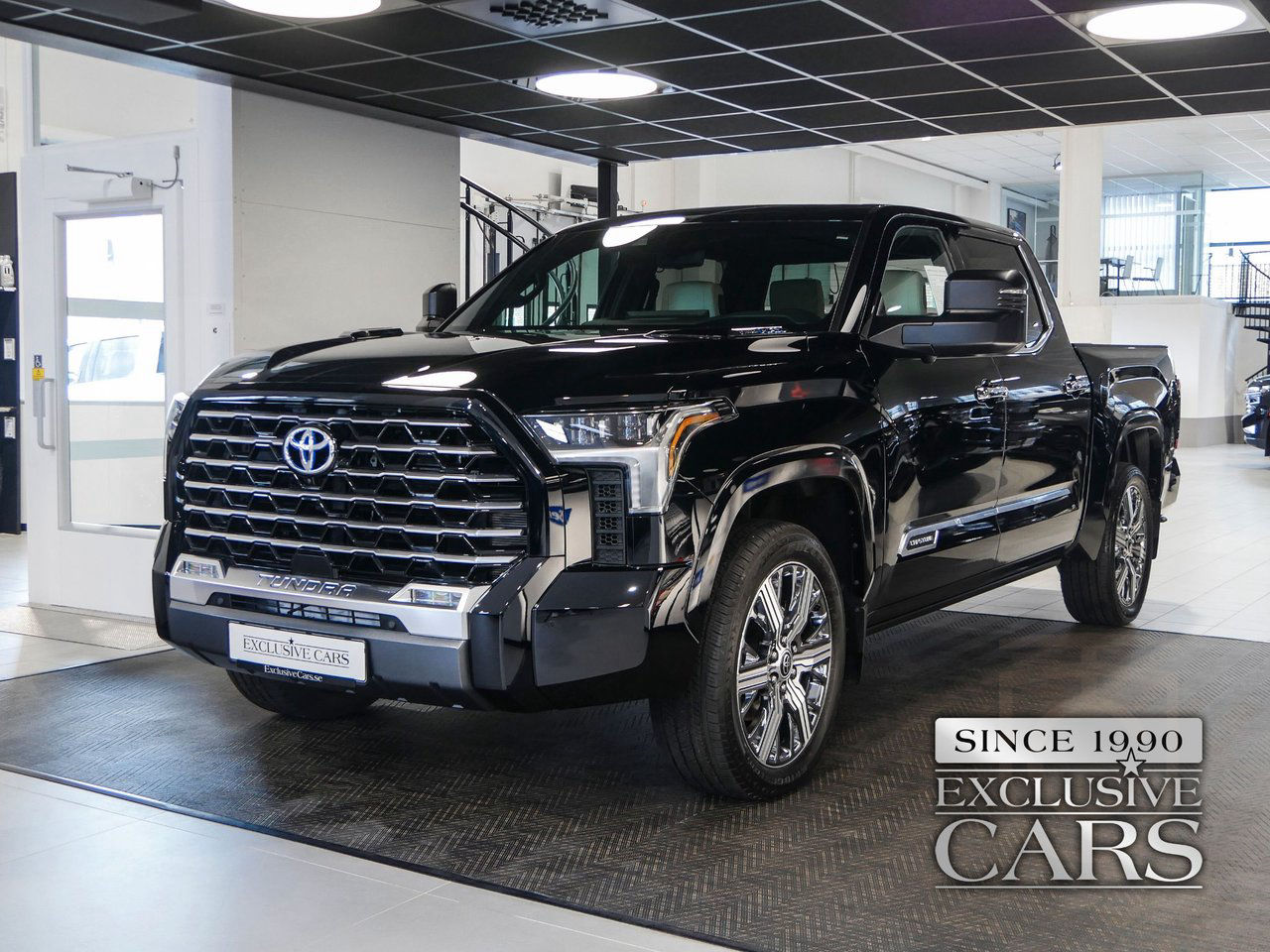 Toyota Tundra CAPSTONE HYRBID HEV