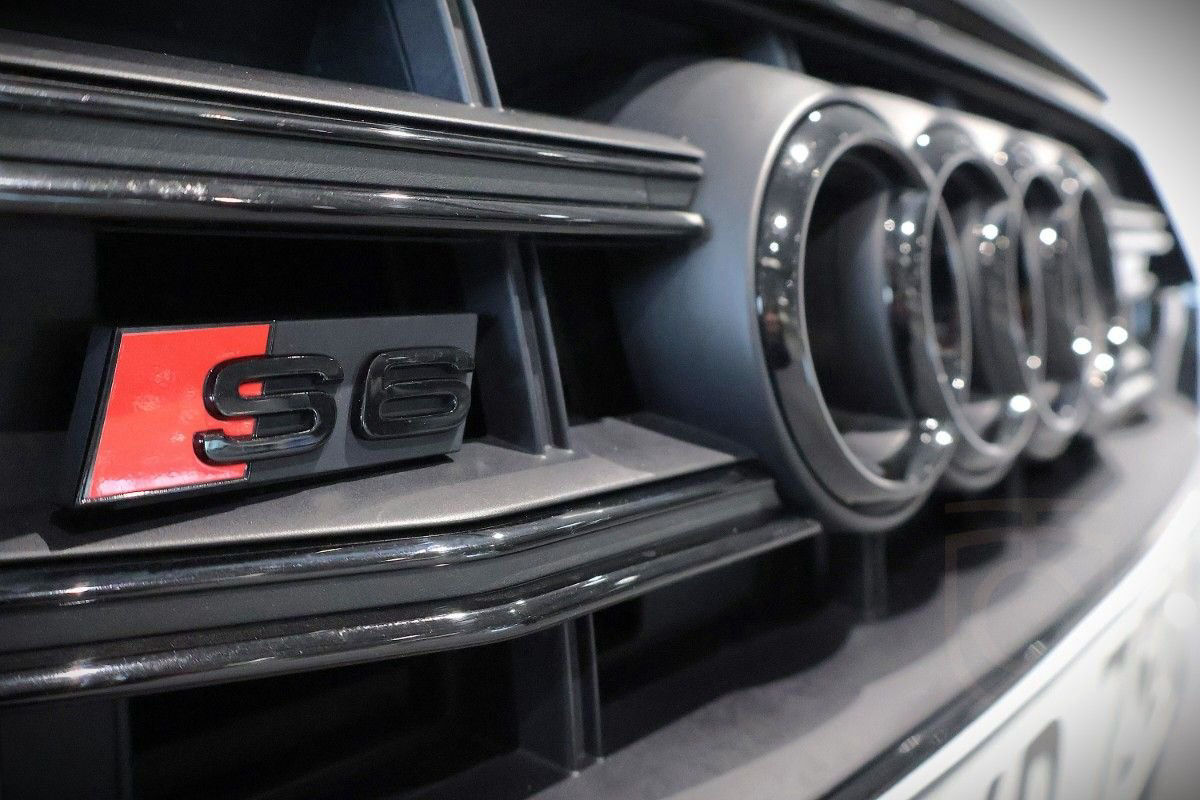 Audi S6 Audi S6 Avant Quattro