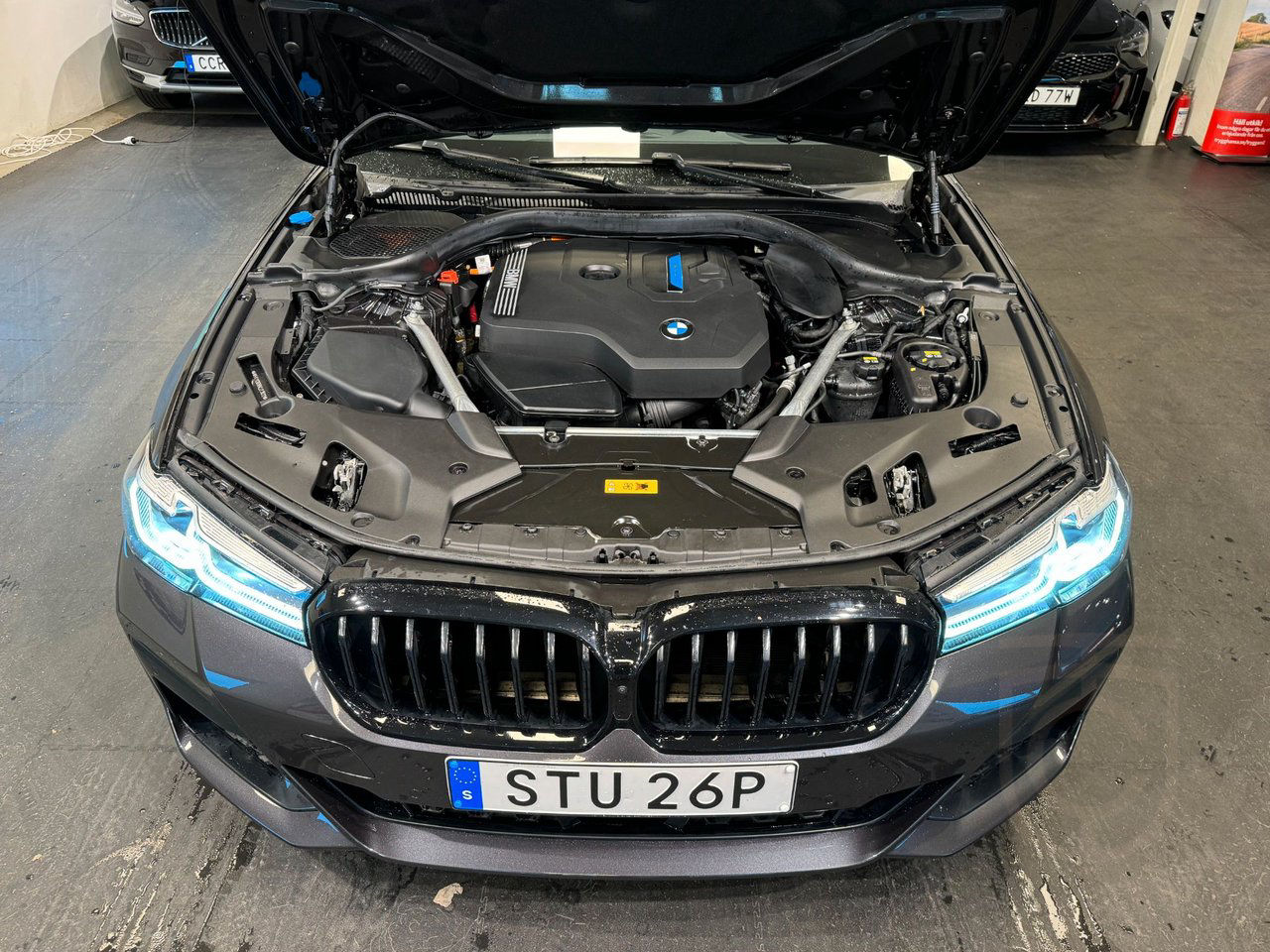 BMW 530e Touring M Sport Innovation