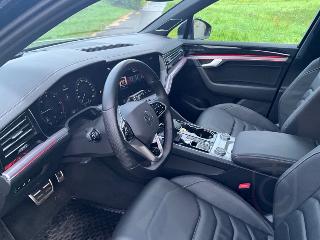 Volkswagen Touareg R-Line 4Mot./Black Style/Matrix LED/AHK