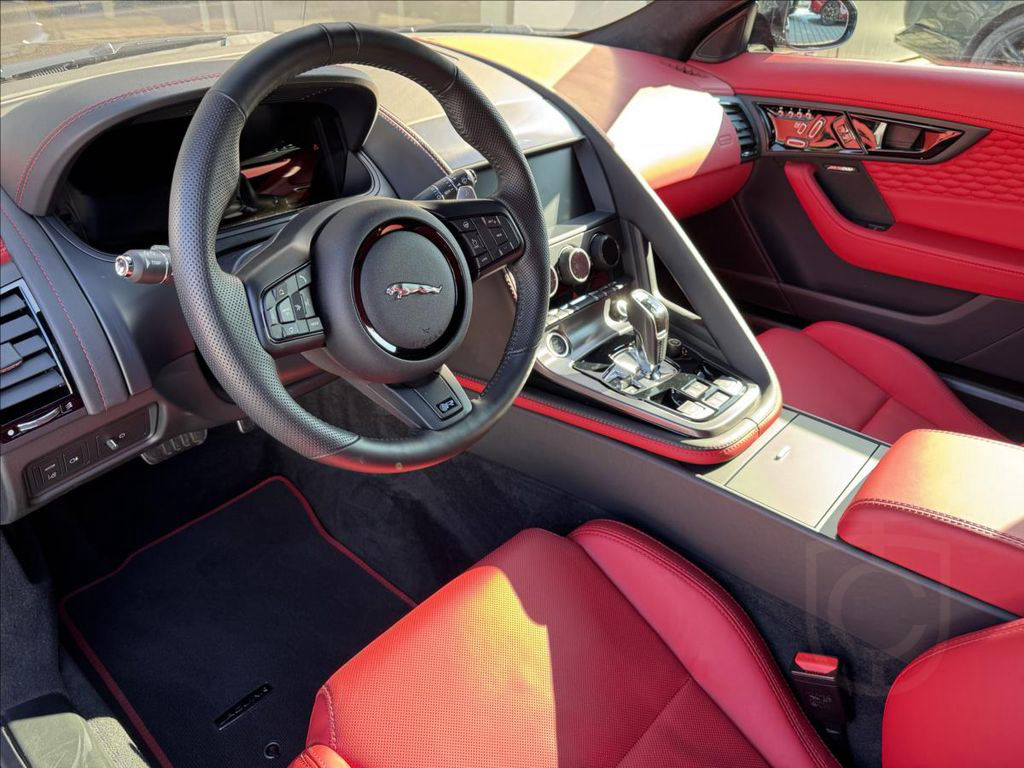 Jaguar F-Type R P575 CABRIO AWD AT MY24