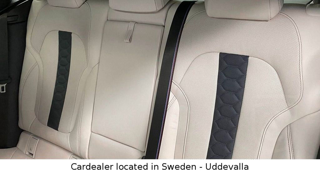 BMW X6 M X6M Competition 625hp xDrive F96 B&W *VAT*