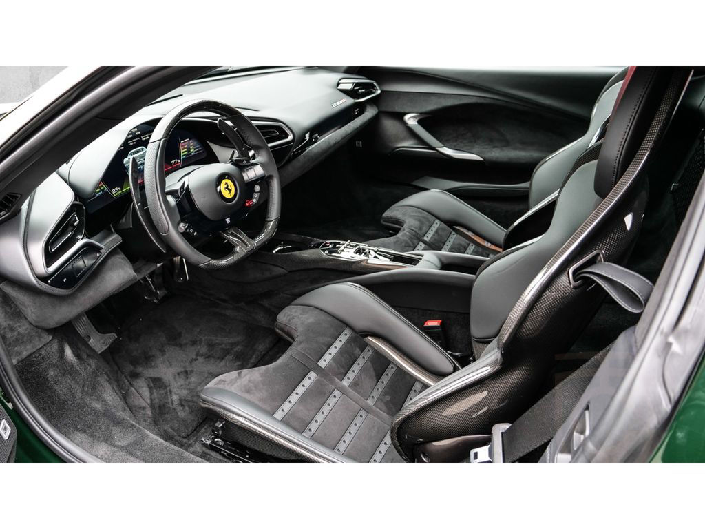 Ferrari 296 GTB *Lift*Carbon*LED*CarPlay*Racingseats*1Hd