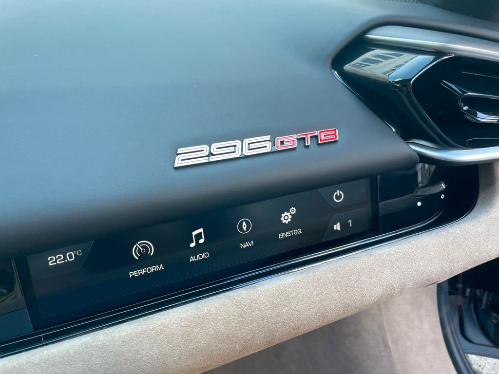 Ferrari 296 GTB | Ferrari Atelier Carbon COC Lift LED's