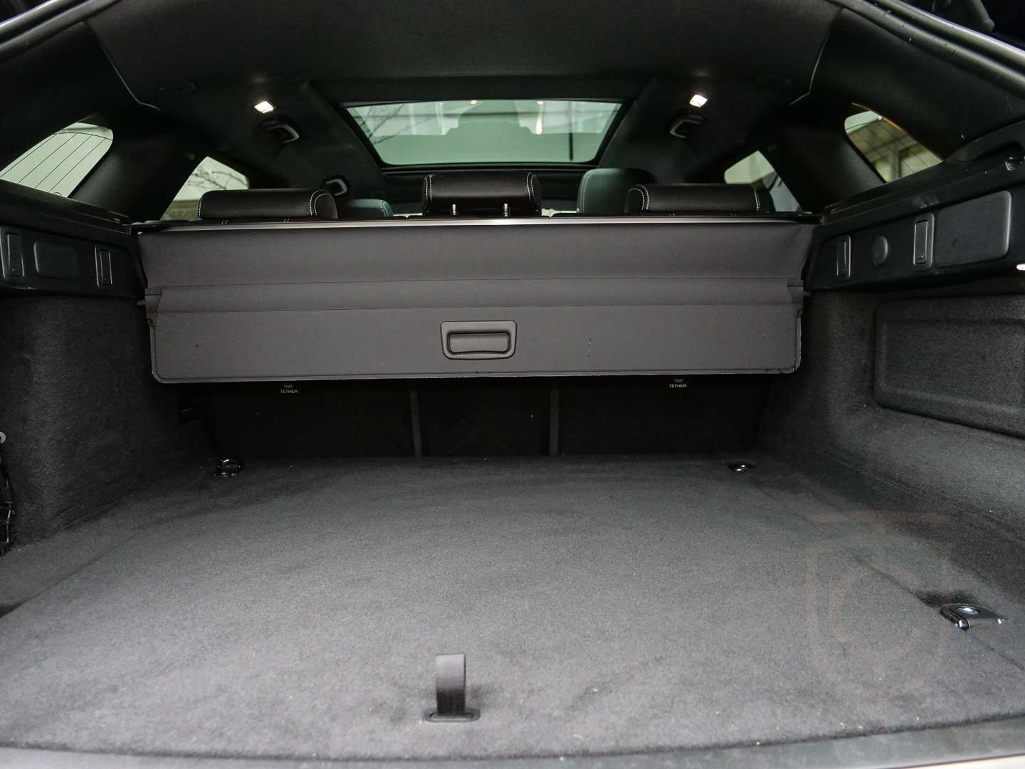 Land Rover Range Rover Velar P400 R-Dynamic SE