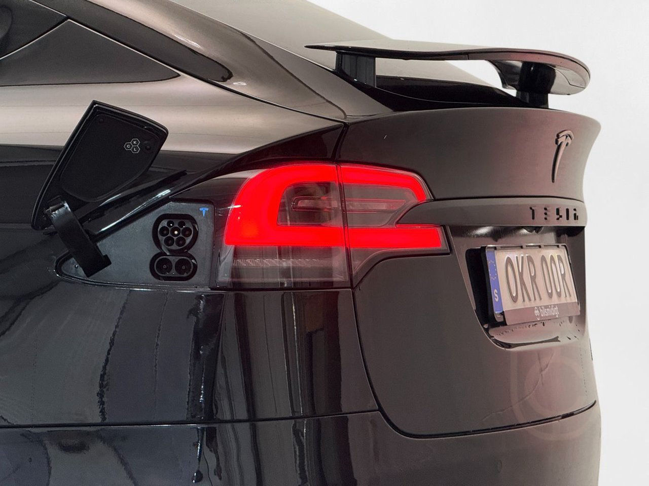 Tesla Model X Plaid