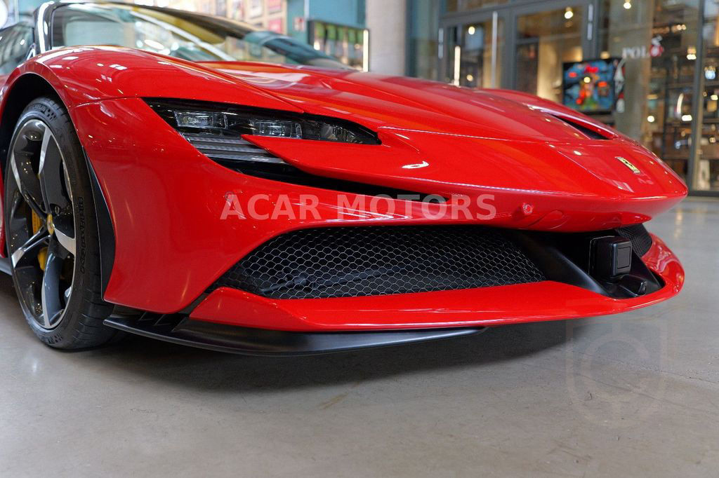 Ferrari SF90