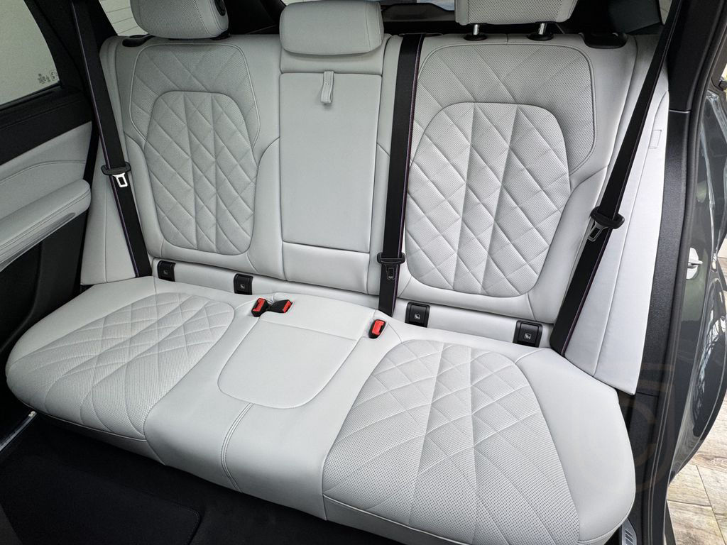 BMW X5 xDr30d M Sport Pro 22Zoll Luftfeder ACC 360°