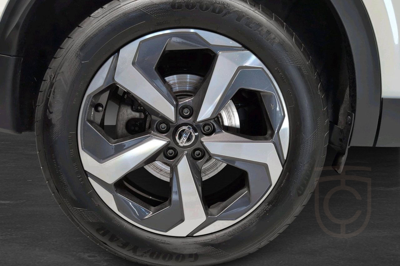 Nissan Qashqai 1.3 DIG-T XTRONIC-CVT