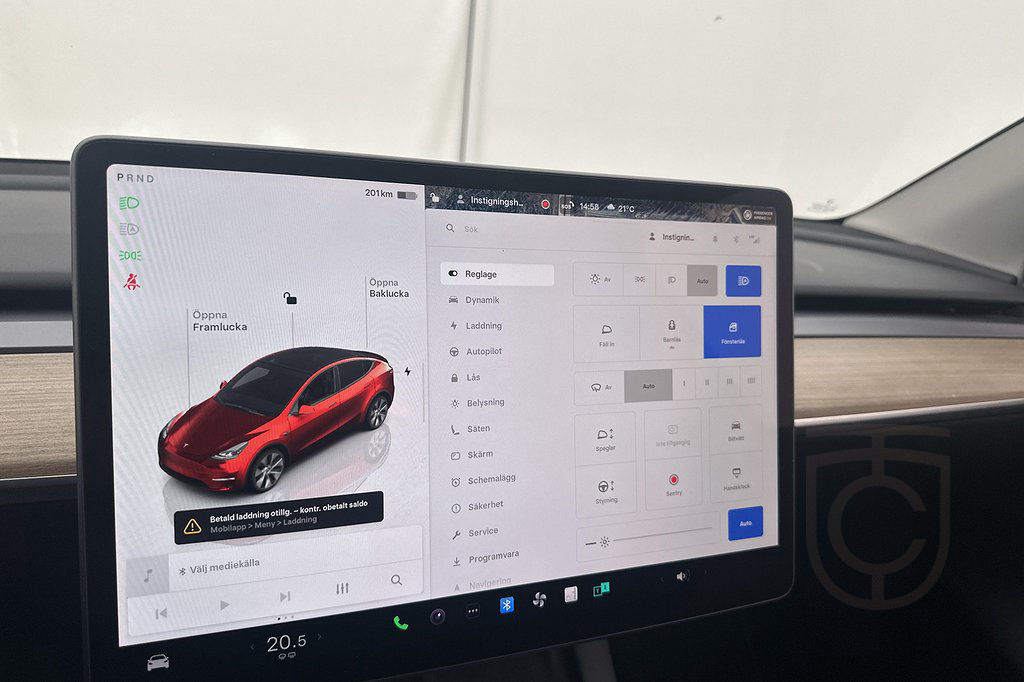 Tesla Model Y Standard Range RWD
