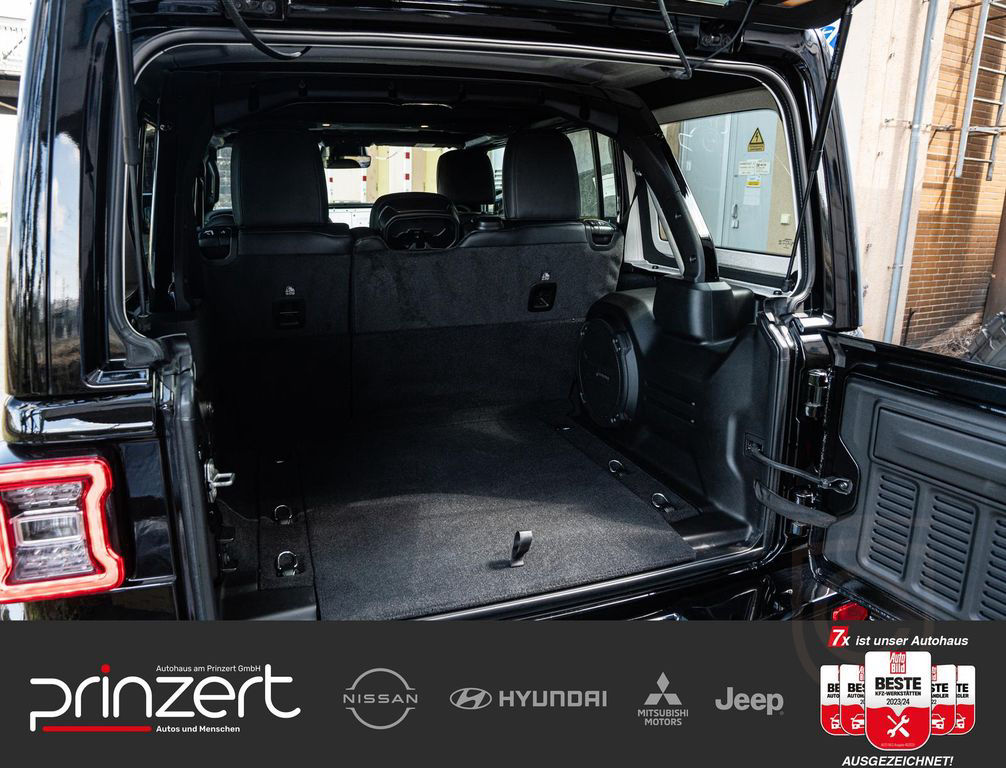 Jeep Wrangler ULTD 2.0 "Sahara" \Stage Exclusive/ by