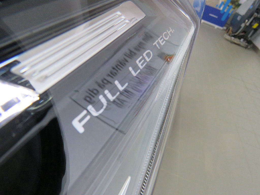 Maxus Euniq 7-Sitsig MPV 100% El-drift 356km Räckvidd WLTP