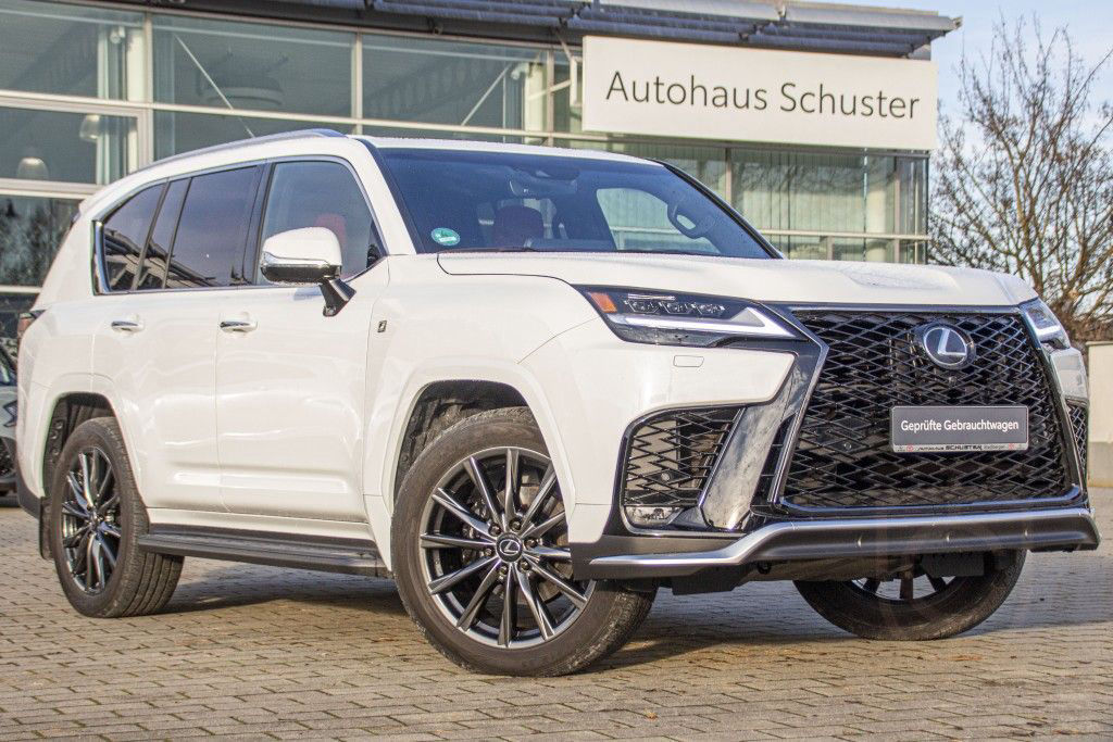 Lexus LX 600 F SPORT