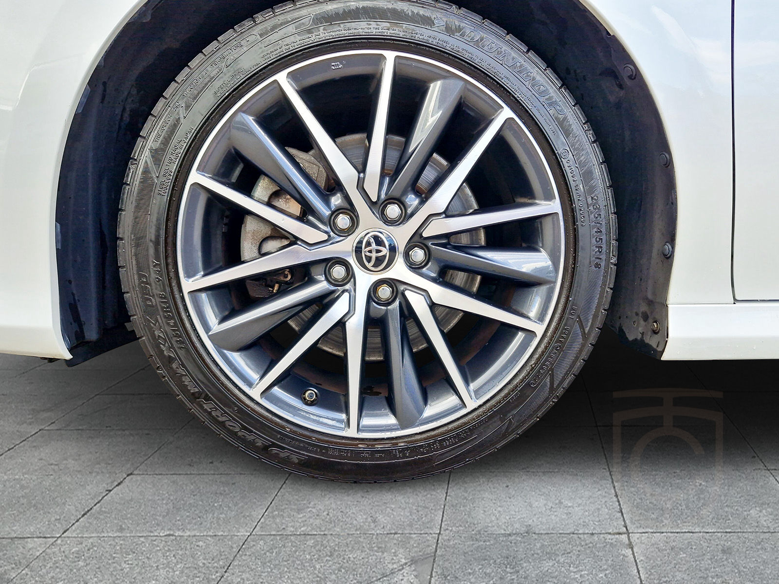 Toyota Camry Hybrid