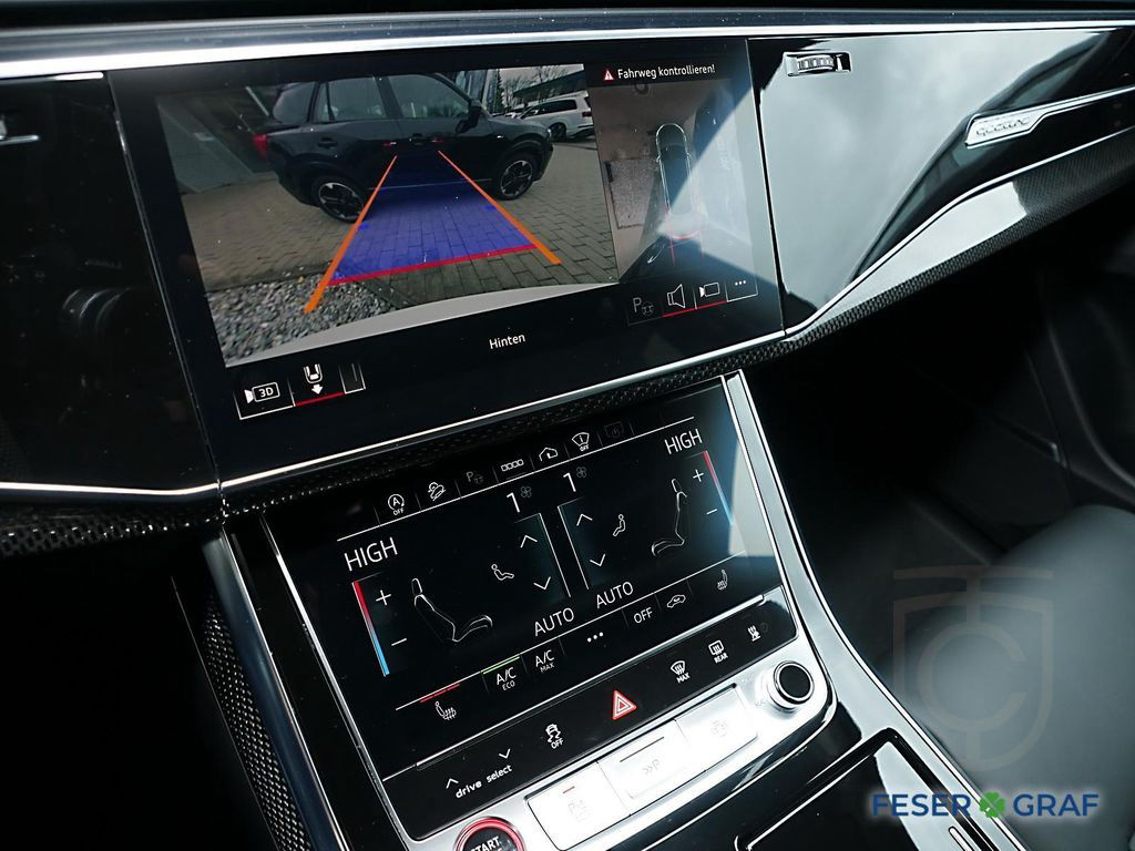 Audi SQ8 TFSI qu. competition AHK Matrix Pano Standh.